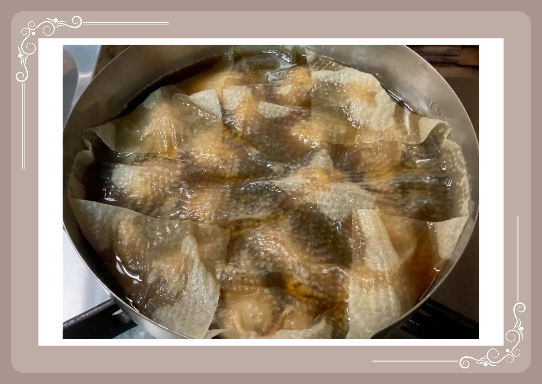 キッチンペーパーで蓋をして寝かせる